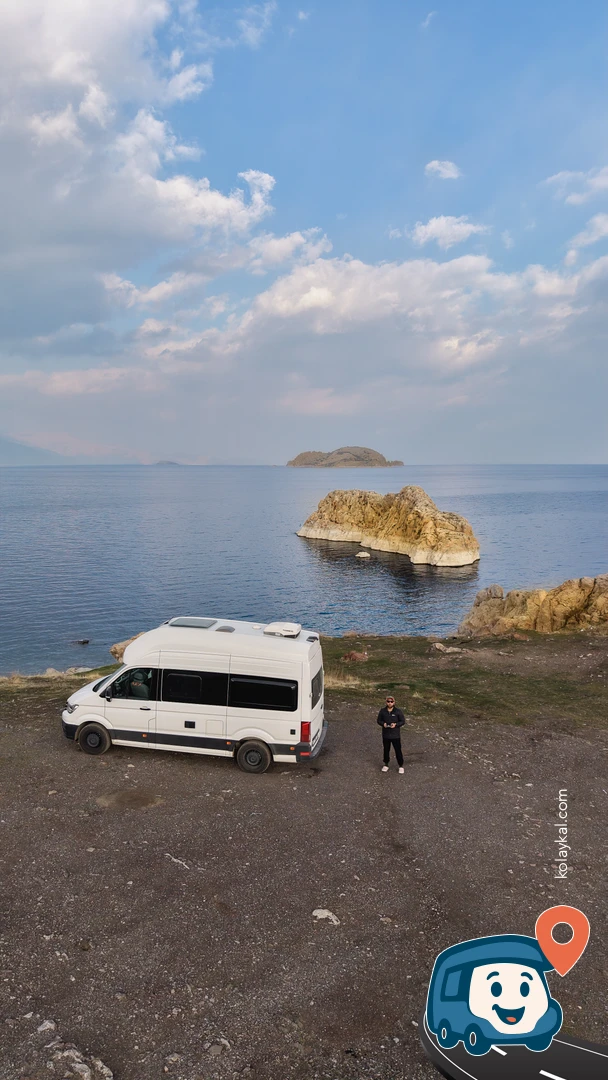 Van Gölü Yarımadası Vahşi Kamp Noktası - Gevaş
