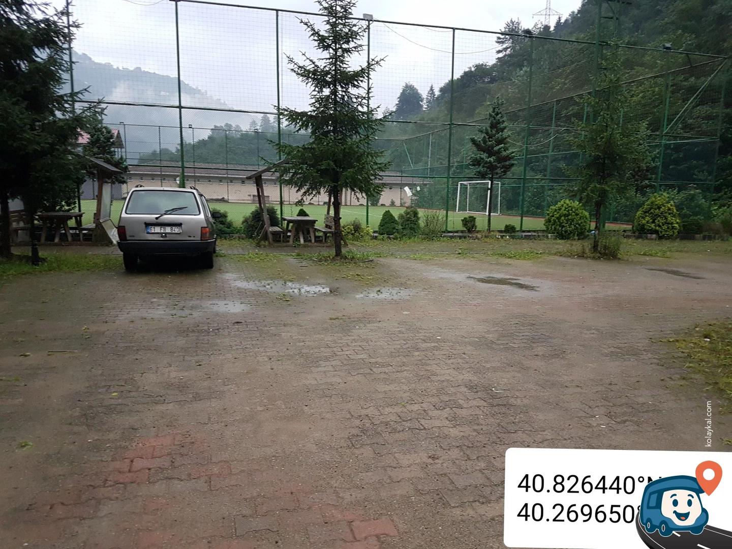 Bölümlü Kilisesi Önü Kamp Alanı - Of, Trabzon