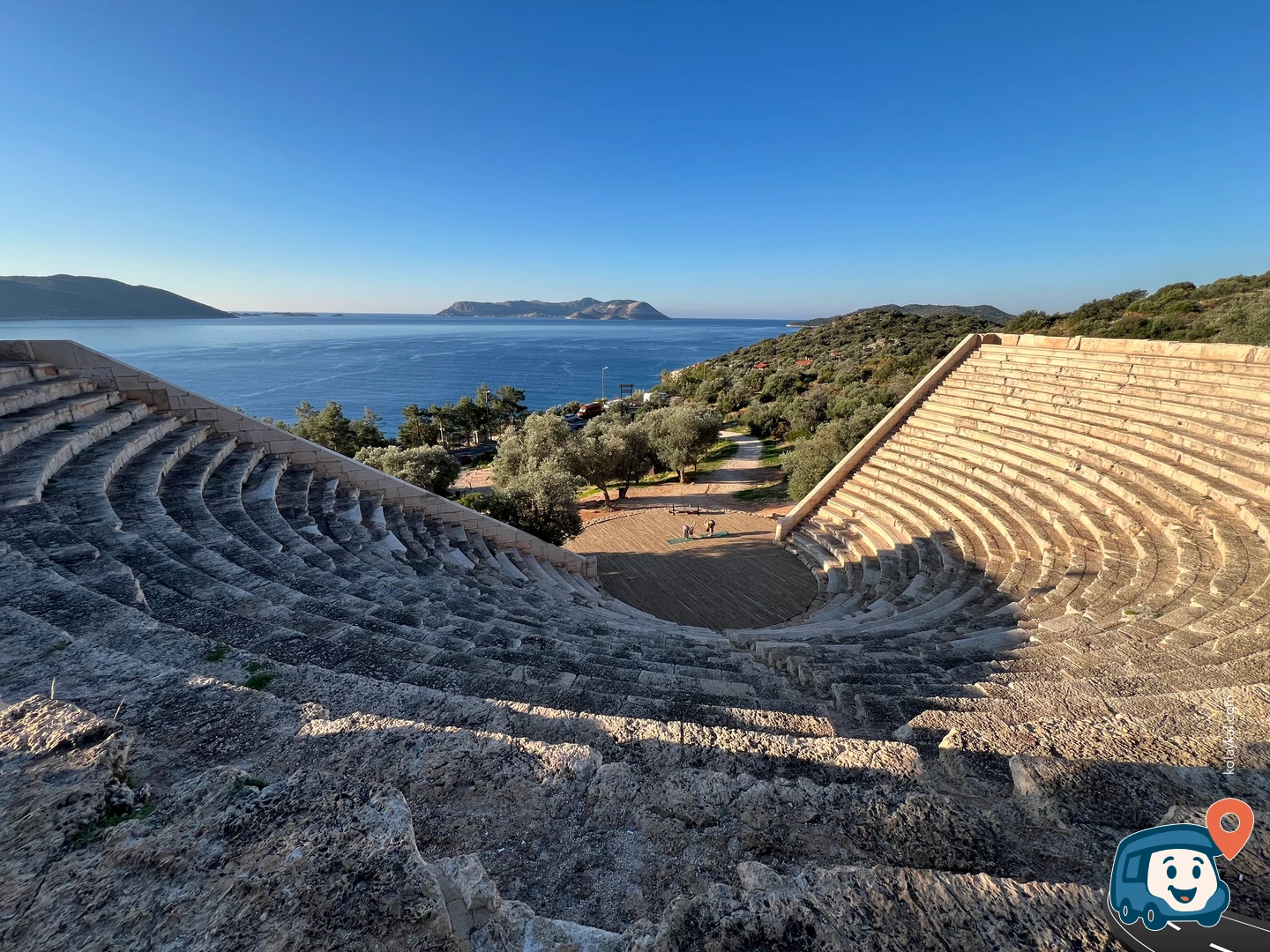 Kaş Antik Tiyatro Çevresi Vahşi Kamp Noktası - Antalya
