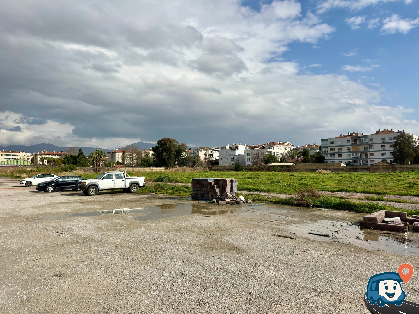 Ksk Stadyumu Geceleme Otoparkı - Karşıyaka, İzmir
