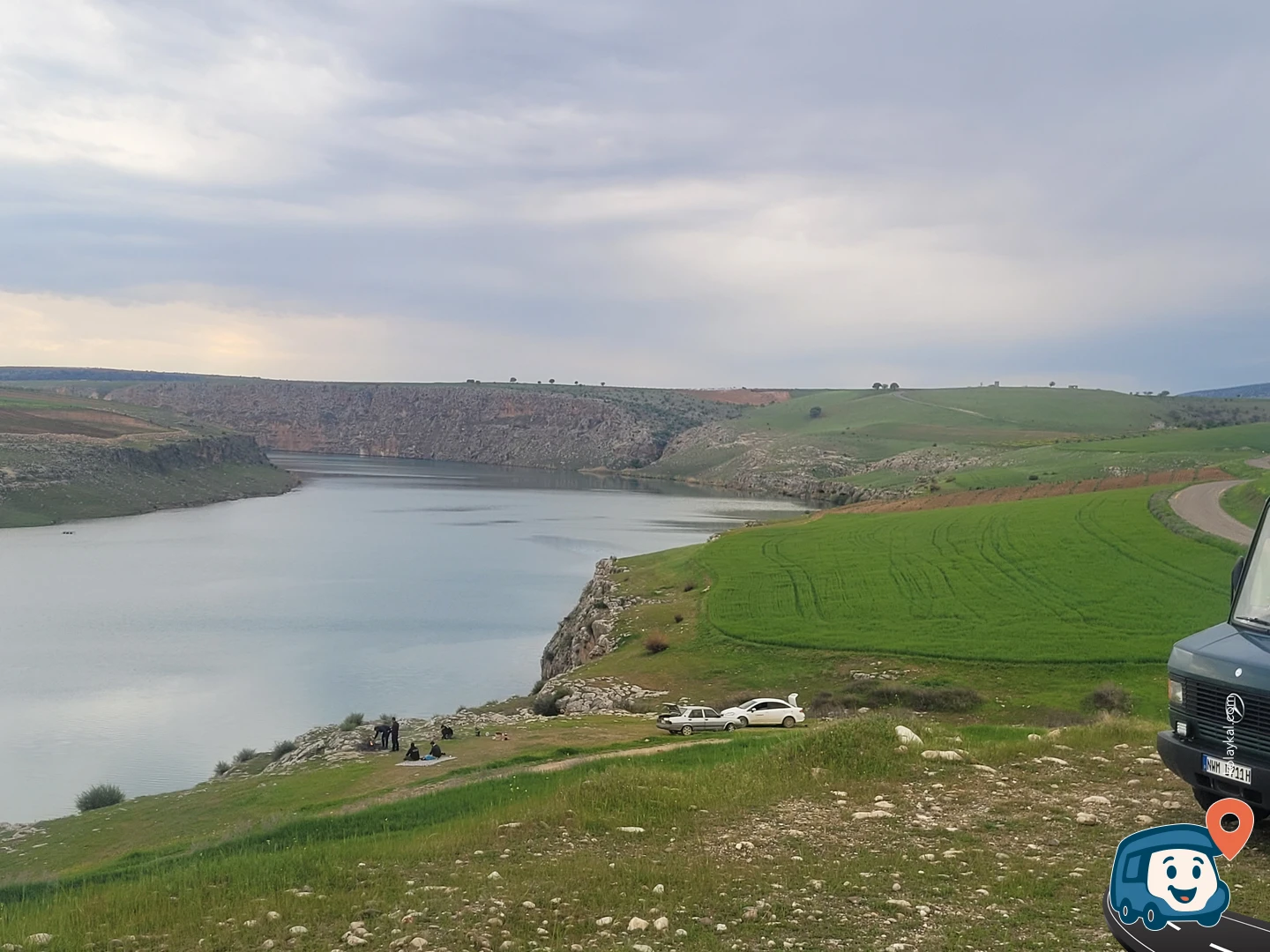 Fırat Nehri Manzaralı Sakin Kamp Noktası - Besni, Adıyaman