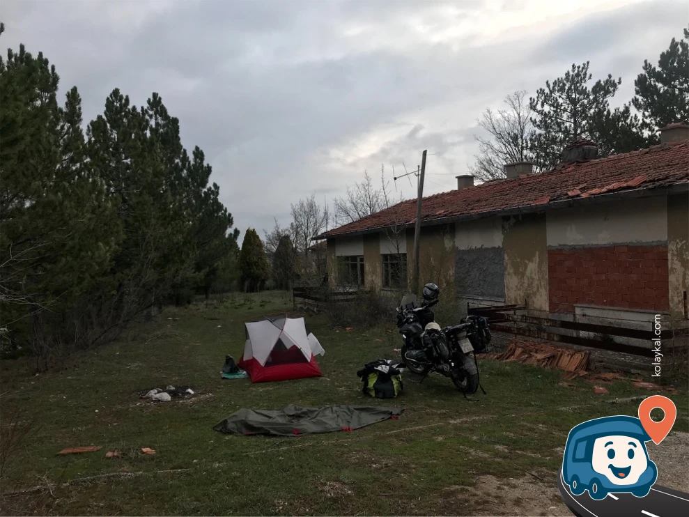 Baraj Yakını Vahşi Kamp Alanı - Çavdarhisar, Kütahya