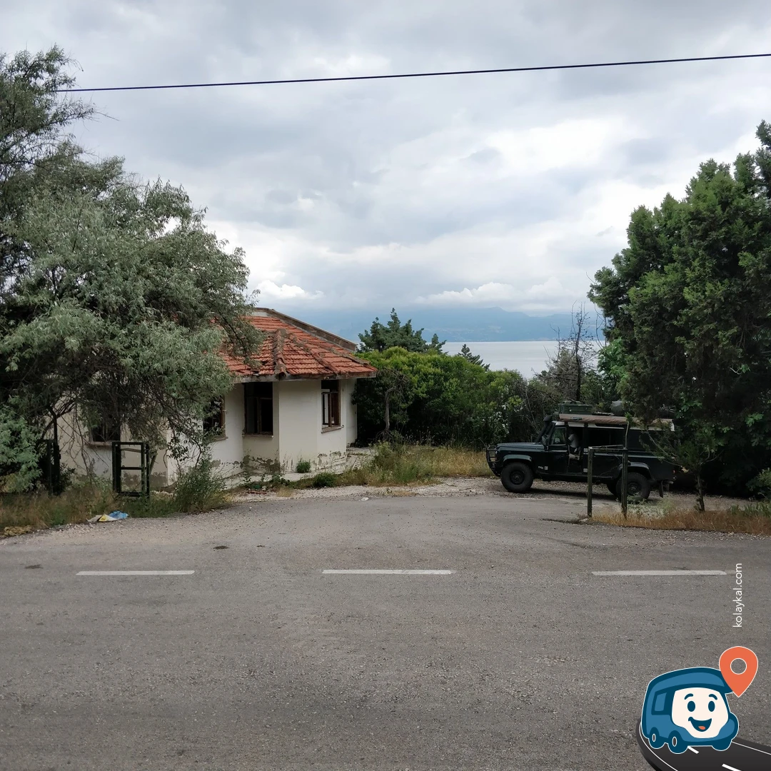 Göl Kenarı Plajı - Eğirdir, Isparta