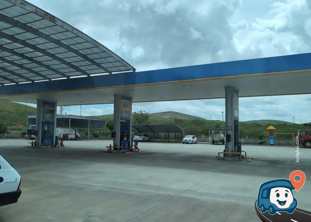 Karavan Konaklaması İçin Akaryakıt İstasyonu - Bozova, Şanlıurfa