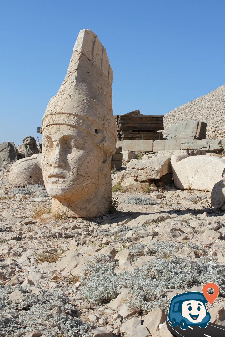 Nemrut Dağı Resmi Otopark ve Kamp Alanı - Sincik, Adıyaman