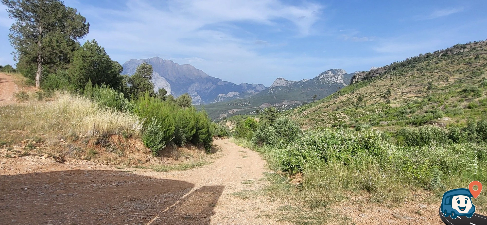 Dağ Yolu Üzerinde Vahşi Kamp Alanı - Pozantı, Adana