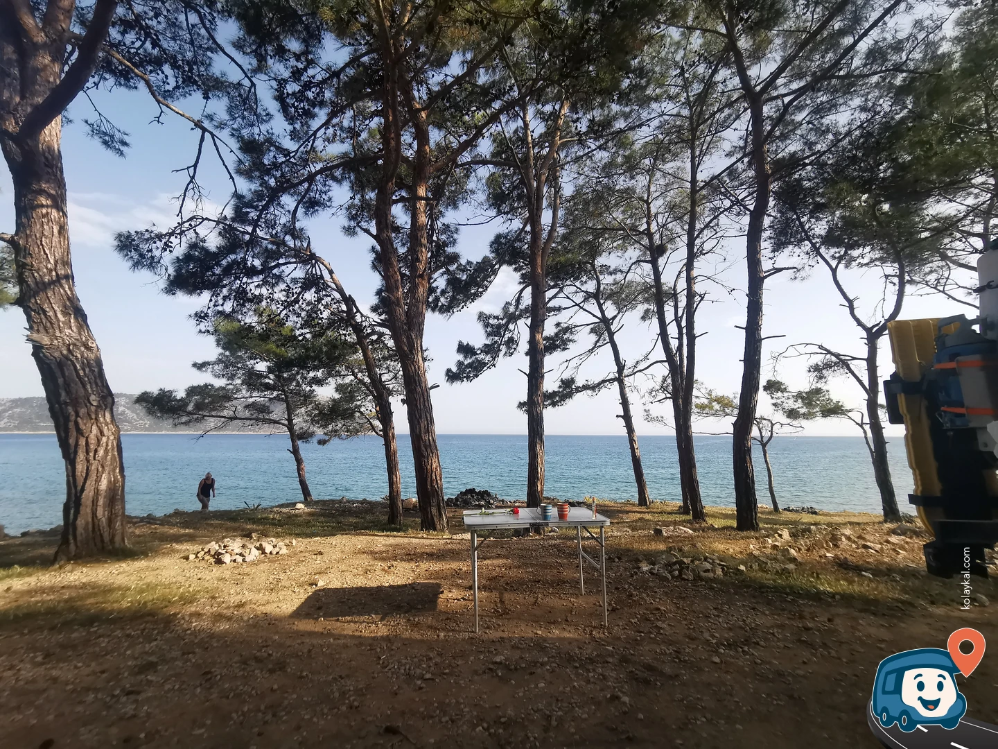 Deniz Kenarında Ağaçların Altı - Silifke, Mersin