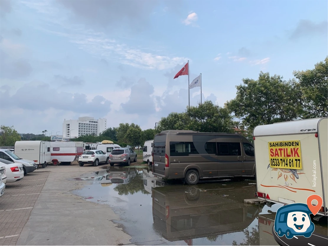 Beach Park Otopark Kamp Alanı - Konyaaltı, Antalya