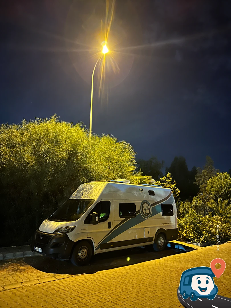 Oyun Alanı Yanındaki Geniş Otopark - Fethiye, Muğla
