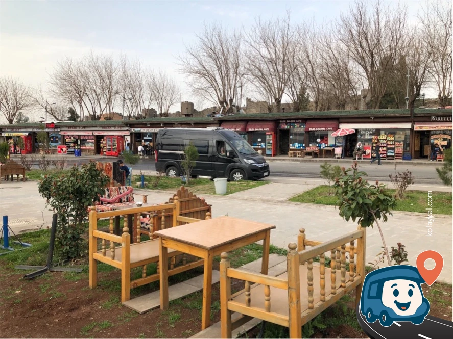 Sur Girişi Yol Kenarı Park Alanı - Yenişehir, Diyarbakır