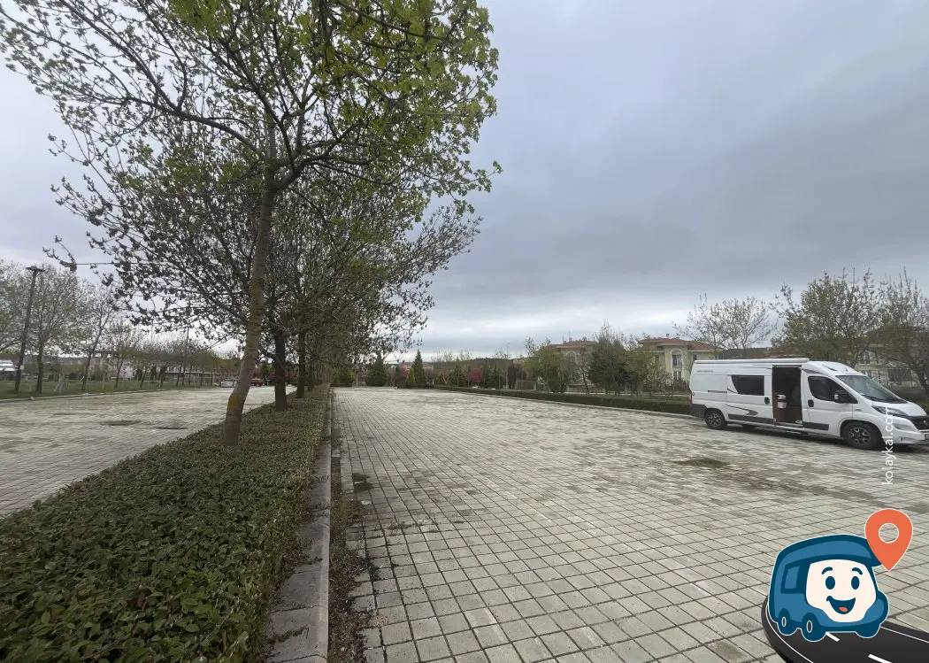 Sazova Parkı Yakını Geceleme Alanı - Odunpazarı, Eskişehir